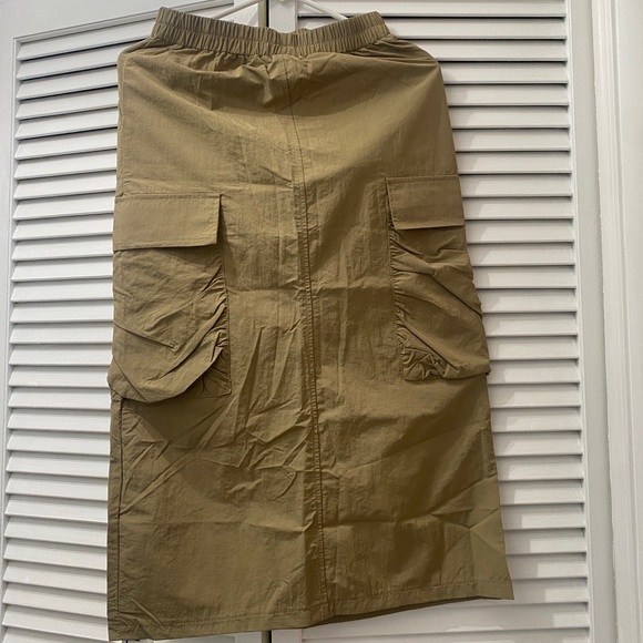 Womens Solid Color flap Pocket Casual skirt | Army skirt | S-M | Khaki | $20 - Picture 10 of 13